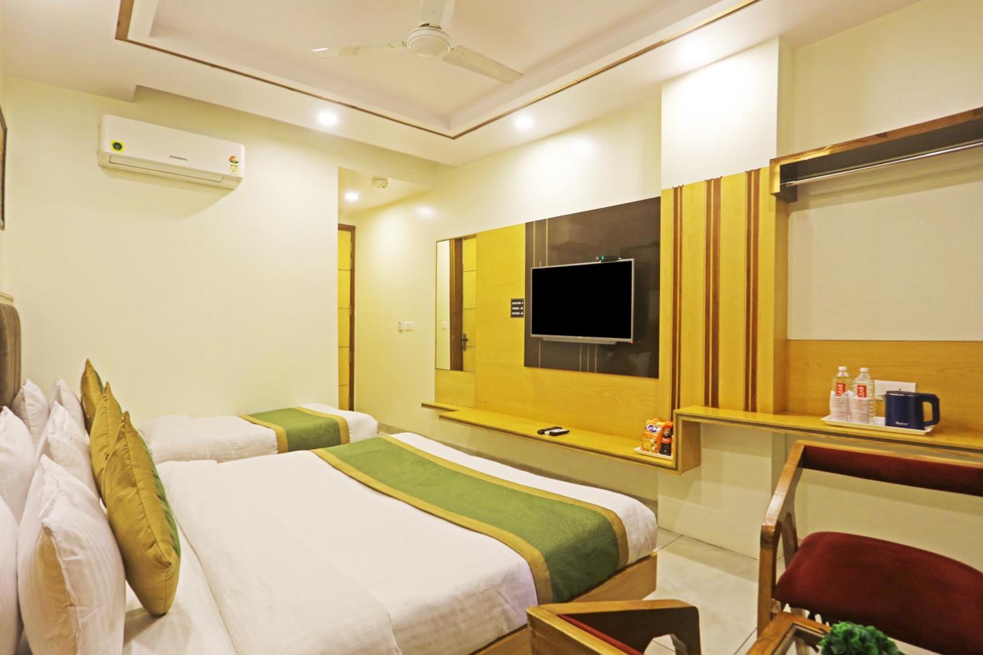 Hotel Aman Imperial Just A Minute Away From New Delhi Railway Station And Connaught Place Ngoại thất bức ảnh
